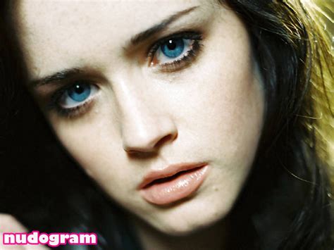 alexis bledel desnuda|Alexis Bledel (@alexisbledelofficial) • Instagram photos and videos.